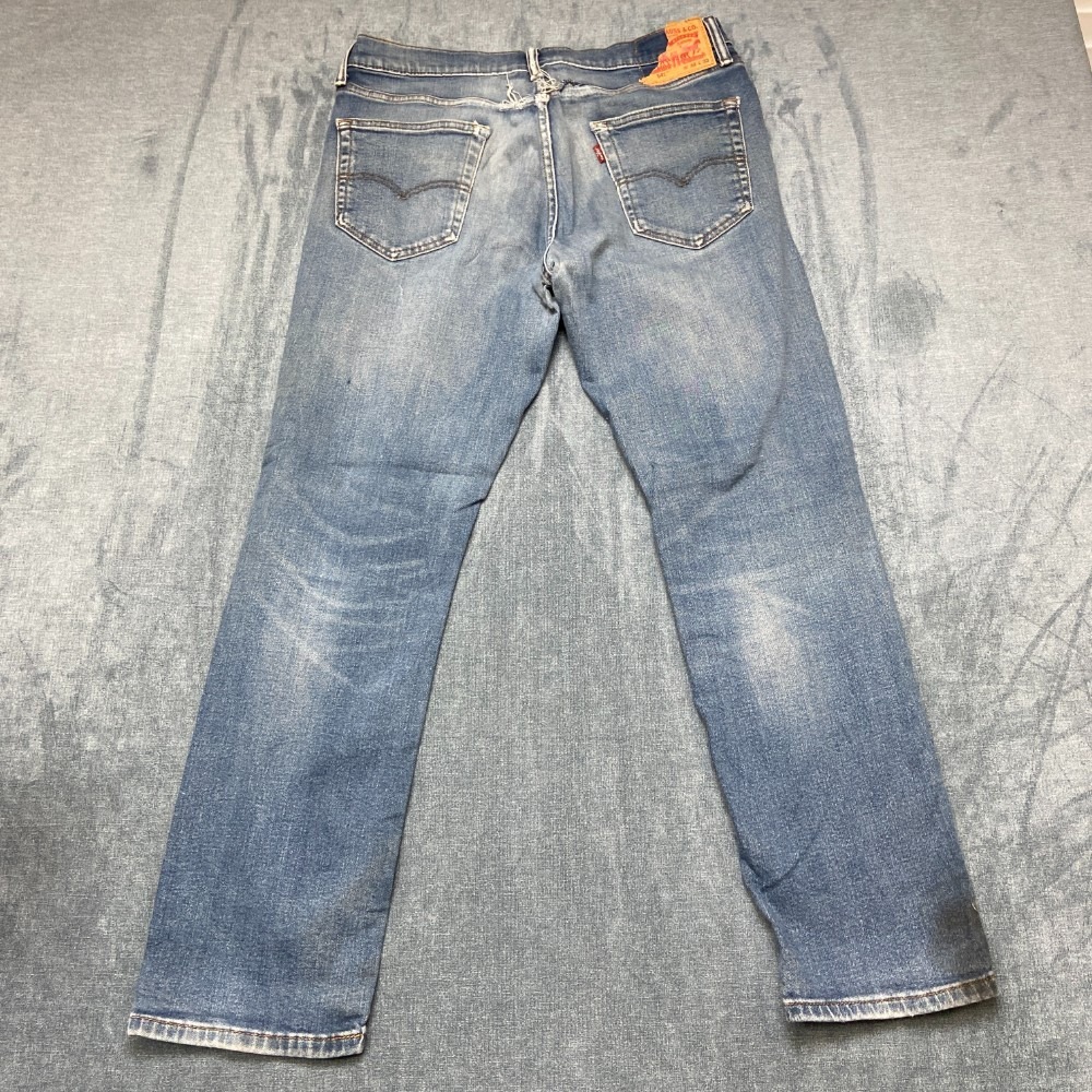 Levi's 541 Athletic Fit Jeans Mens 32x32 Blue Denim Trendy Comfort Straight